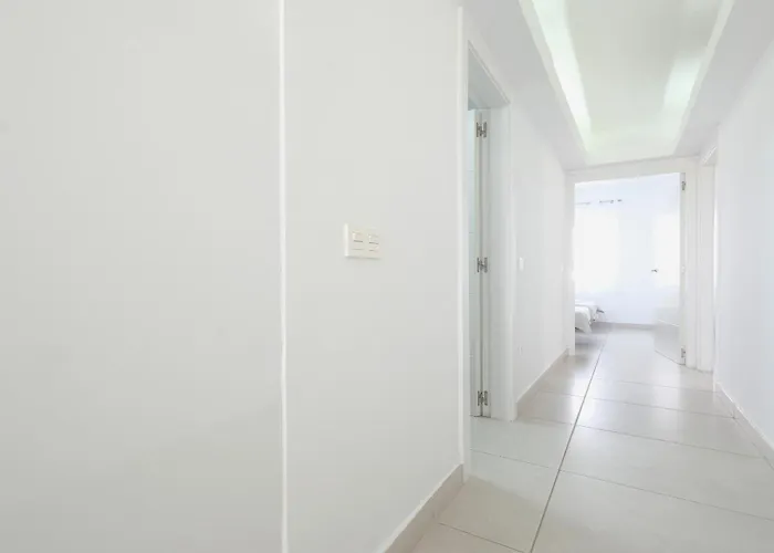 Monarca House - Senator - By Lanzarote Costa Teguise